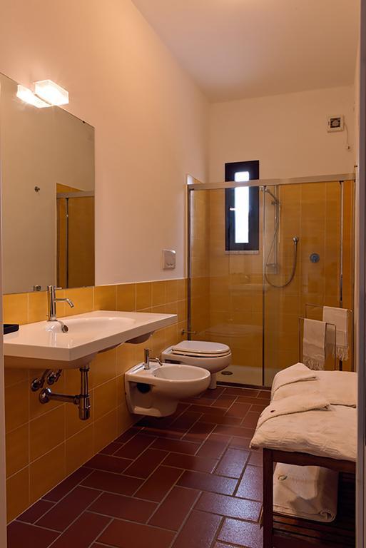 Agriturismo Poggio Agli Ulivi รีโอตอร์โต ภายนอก รูปภาพ